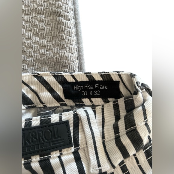 Roc&roll denim black and white striped high rise flare jeans - Picture 6 of 6
